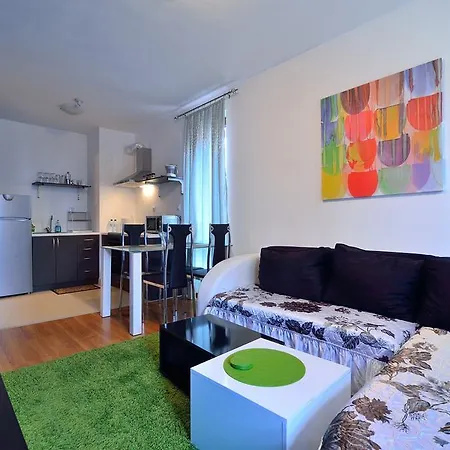 Apartament Cozy With Mountain View *